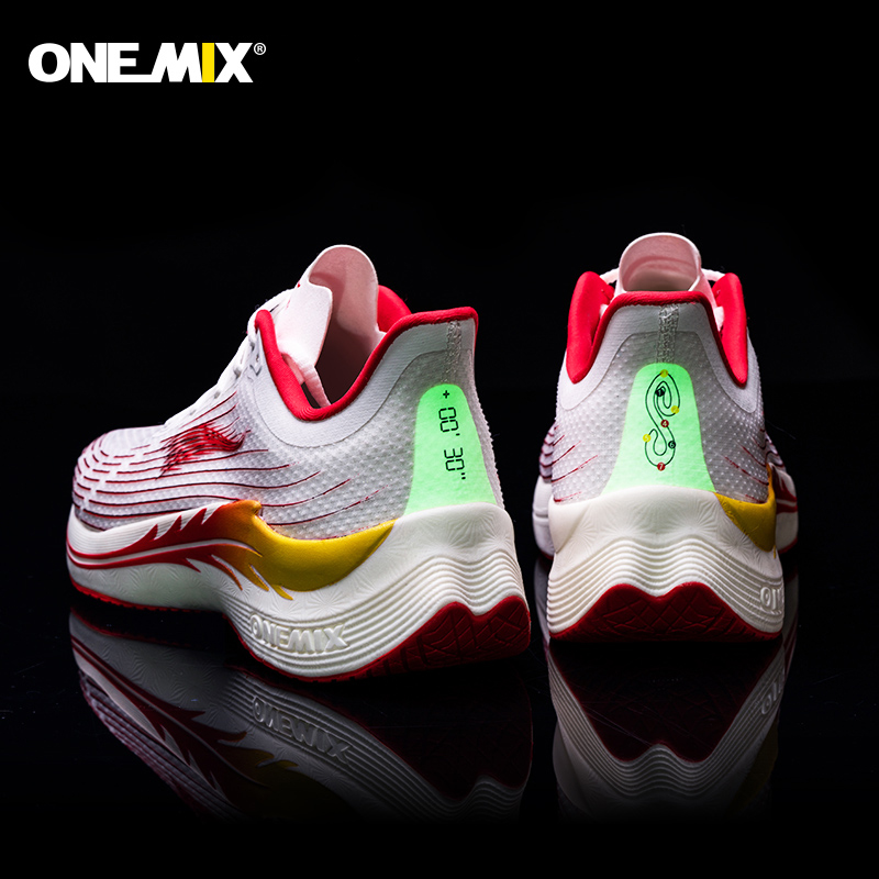 ONEMIX Laufschuhe für Herren,  – Reflective Night Running Shoes Bewertung und Preis